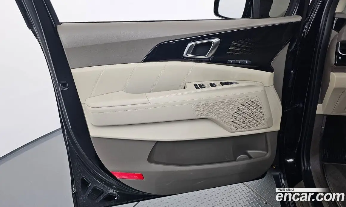 Kia Carnival 2024 2.2 автомат (гидро), фото 14