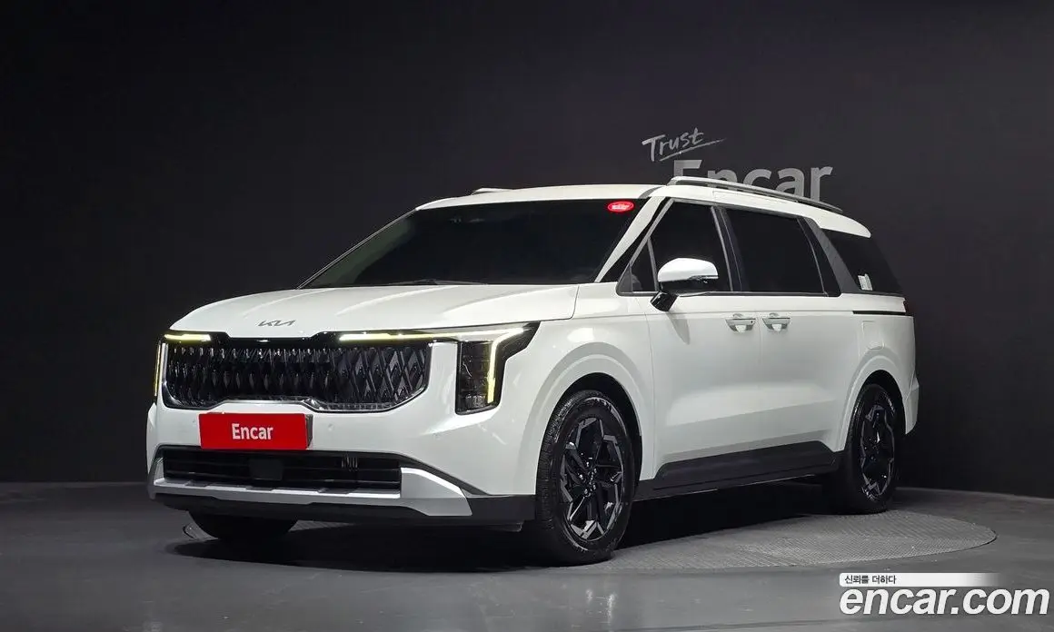 Kia Carnival 2025 2.2 автомат (гидро), фото 1 Kia Carnival 2025 2.2 автомат (гидро), фото 1