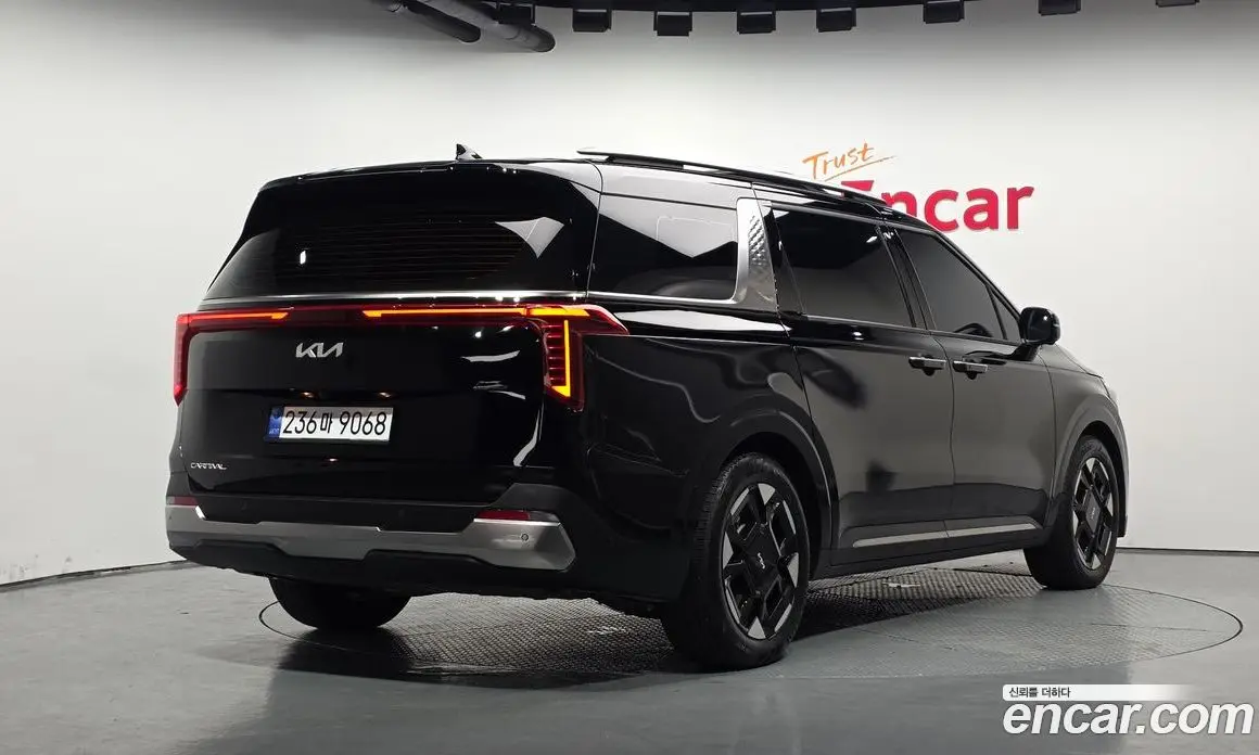Kia Carnival 2025 2.2 автомат (гидро), фото 1 Kia Carnival 2025 2.2 автомат (гидро), фото 1