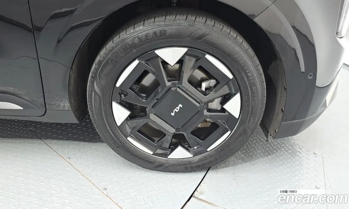 Kia Carnival 2025 2.2 автомат (гидро), фото 6 Kia Carnival 2025 2.2 автомат (гидро), фото 6