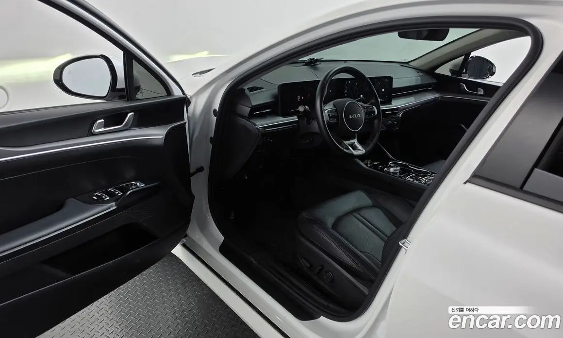 Kia K5 (Optima) 2025 2.0 автомат (гидро), фото 13 Kia K5 (Optima) 2025 2.0 автомат (гидро), фото 13