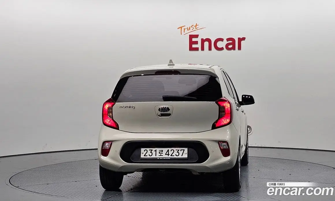 Kia Morning 2020 1.0 автомат (гидро), фото 4