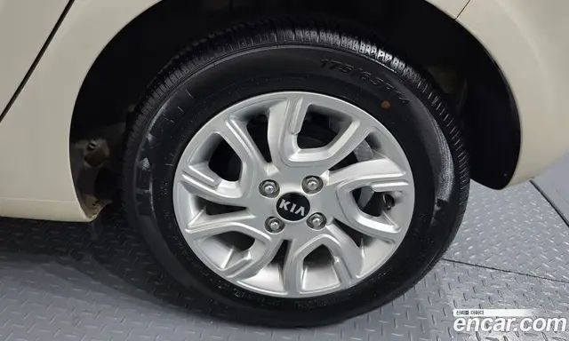Kia Morning 2020 1.0 автомат (гидро), миниатюра 7