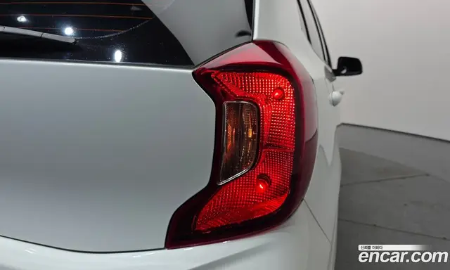 Kia Morning 2022 1.0 автомат (гидро), миниатюра 8 Kia Morning 2022 1.0 автомат (гидро), миниатюра 8
