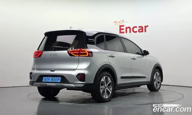 Kia Niro 2022 0.2 автомат (гидро), миниатюра 2