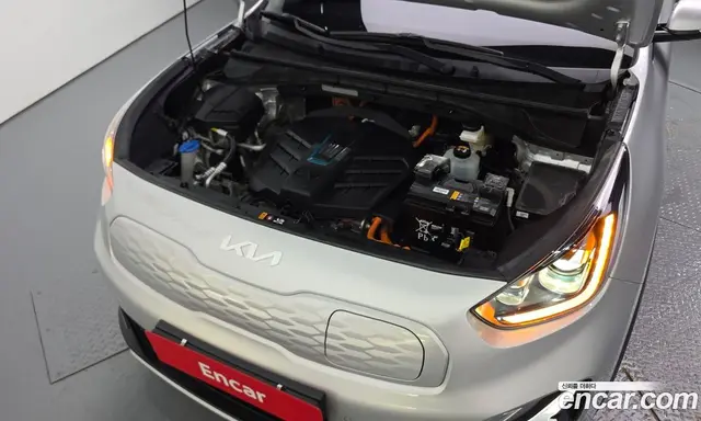Kia Niro 2022 0.2 автомат (гидро), миниатюра 6