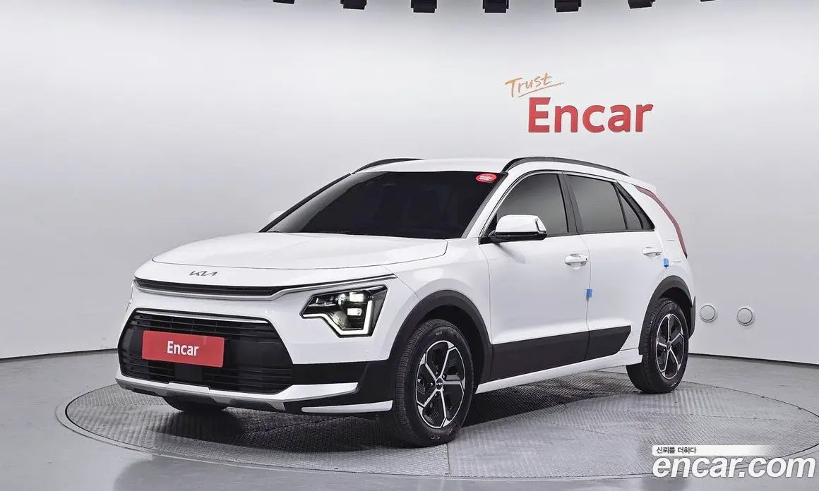 Kia Niro 2026 1.6 автомат (гидро), фото 1 Kia Niro 2026 1.6 автомат (гидро), фото 1