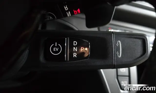 Kia Ray 2023 0.1 автомат (гидро), миниатюра 11