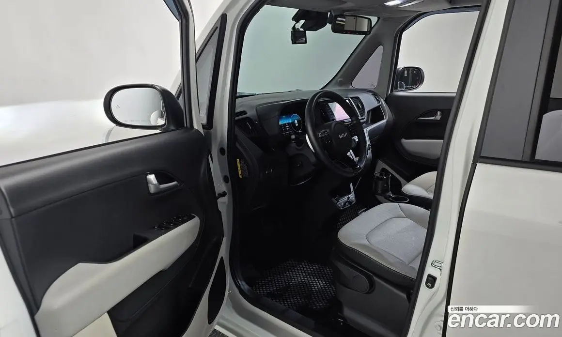 Kia Ray 2023 0.1 автомат (гидро), фото 12