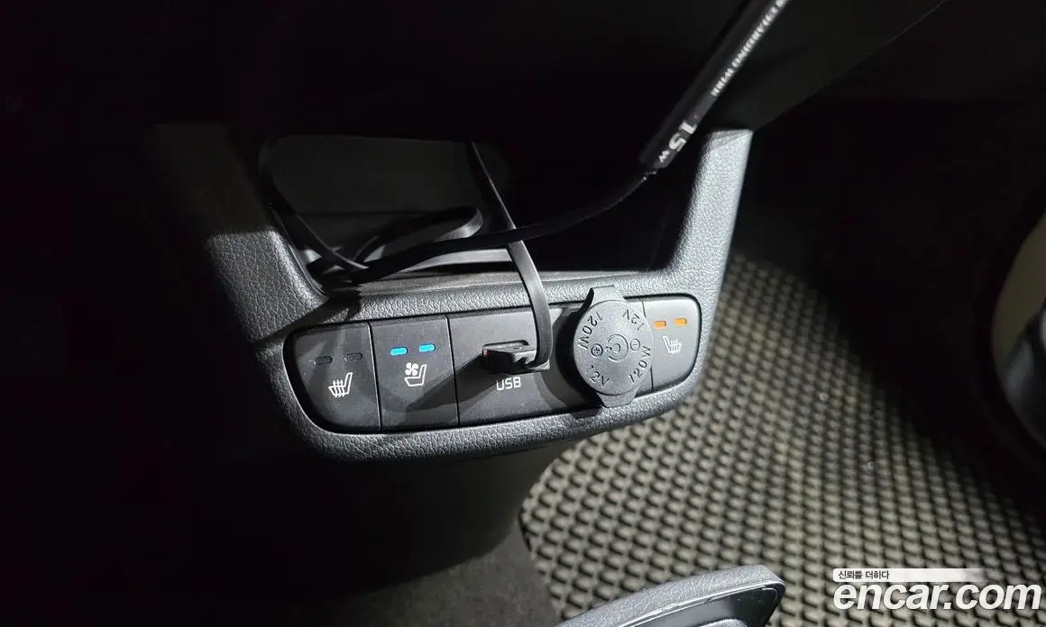 Kia Ray 2023 0.1 автомат (гидро), фото 17