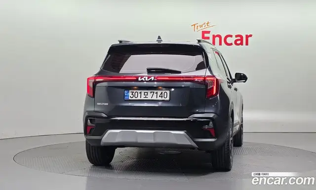 Kia Seltos 2022 2.0 автомат (гидро), миниатюра 4