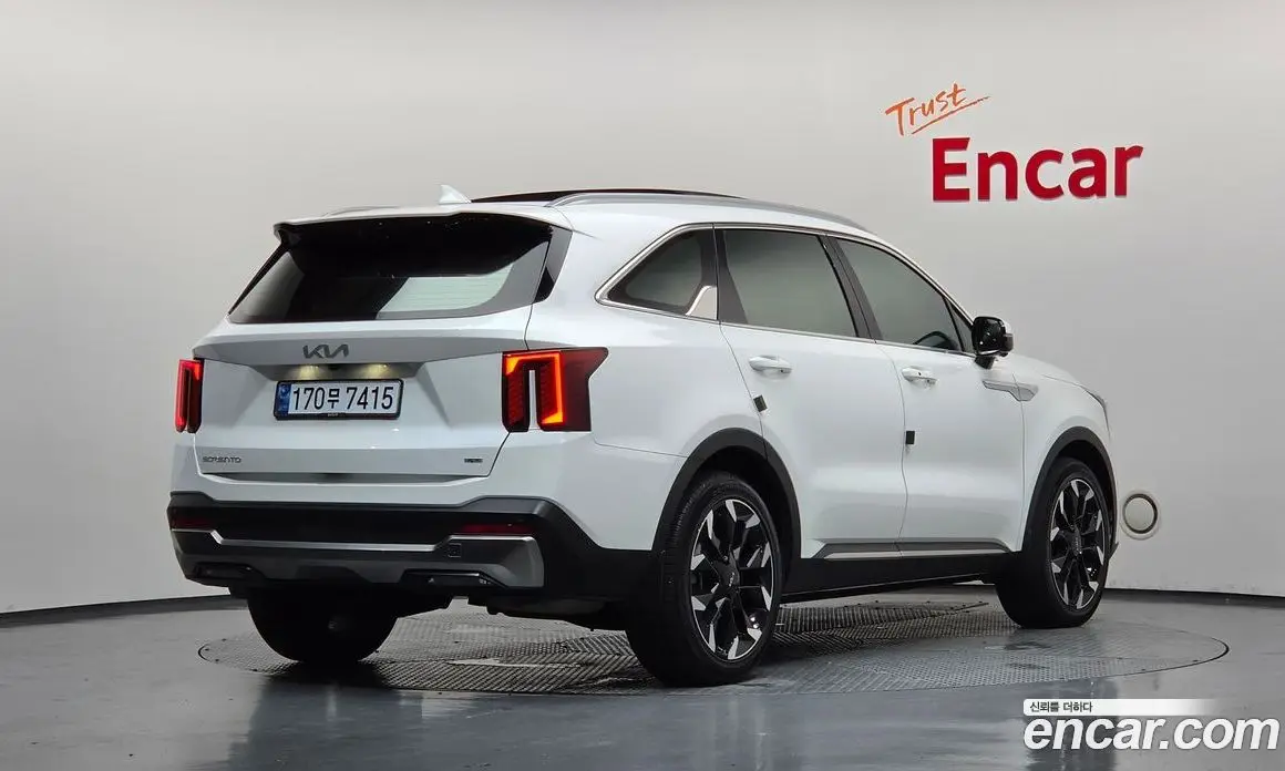 Kia Sorento 2023 2.5 автомат (гидро), фото 2 Kia Sorento 2023 2.5 автомат (гидро), фото 2