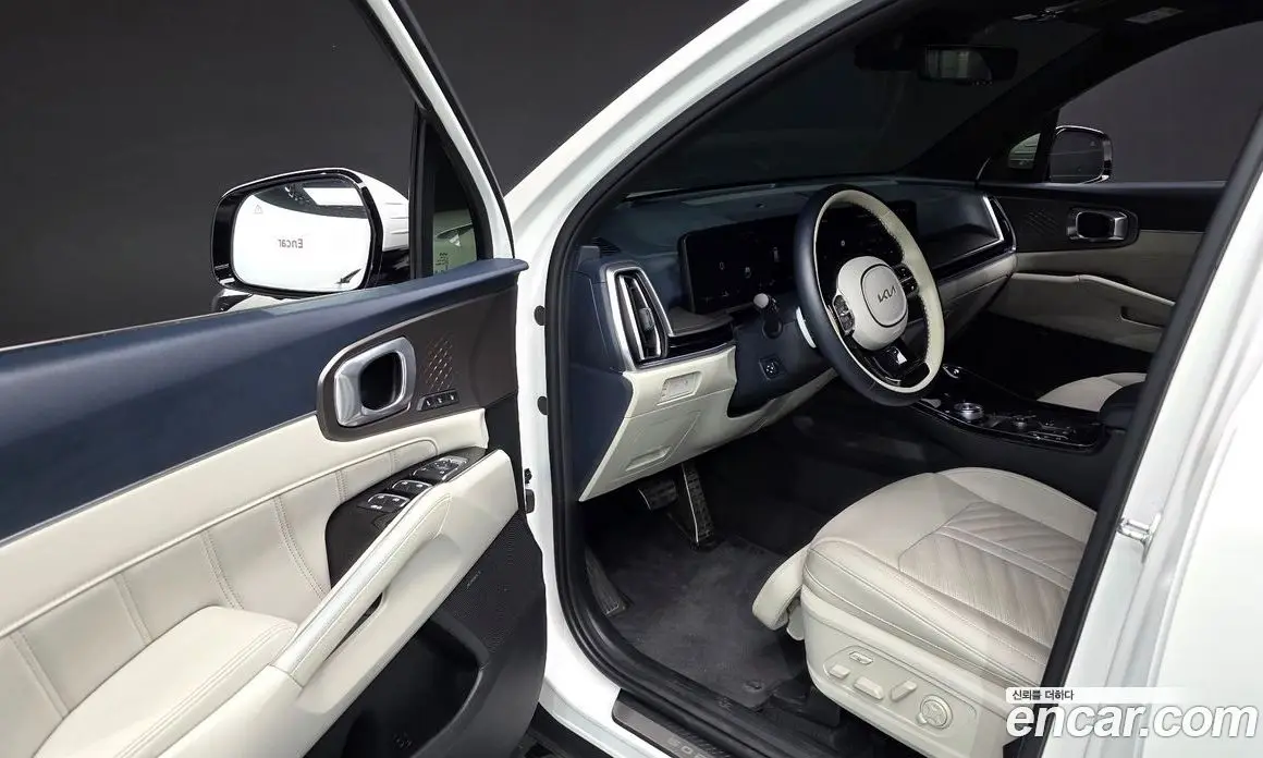 Kia Sorento 2023 1.6 автомат (гидро), фото 13 Kia Sorento 2023 1.6 автомат (гидро), фото 13