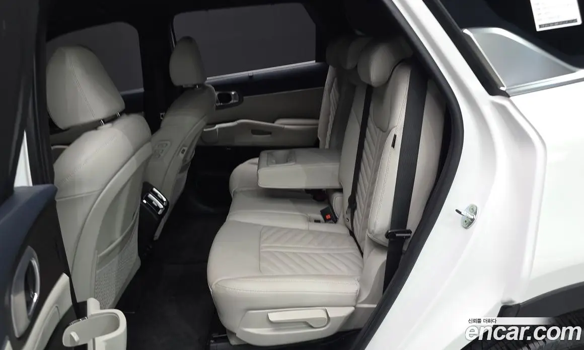 Kia Sorento 2023 1.6 автомат (гидро), фото 18 Kia Sorento 2023 1.6 автомат (гидро), фото 18