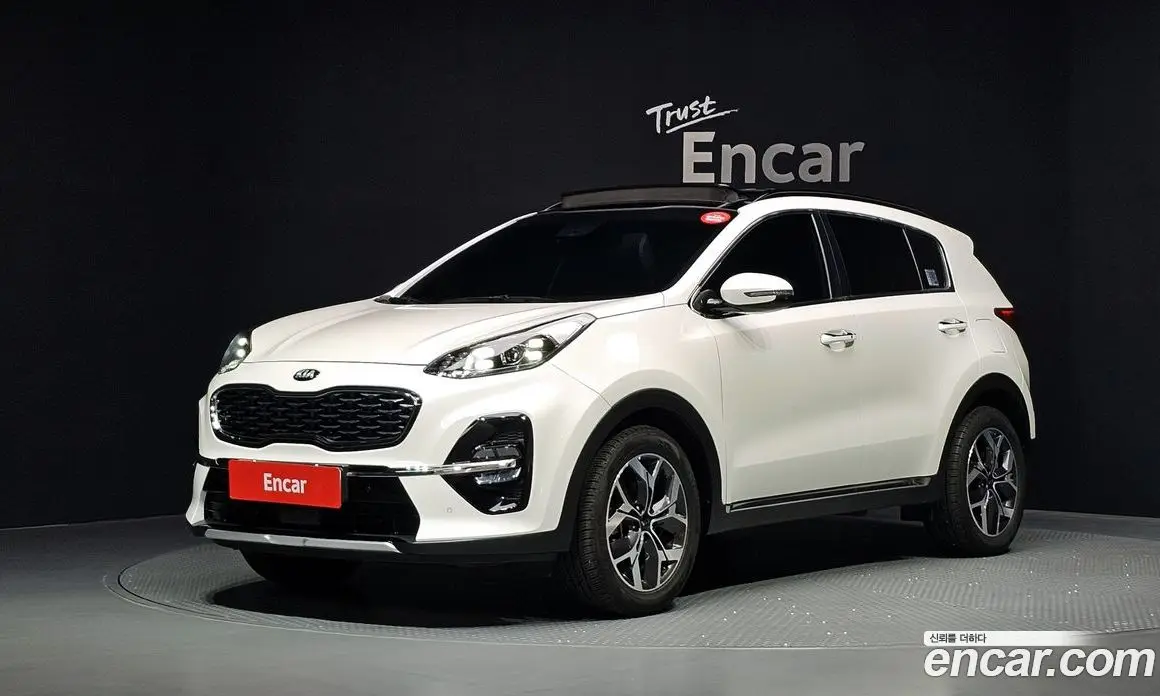 Kia Sportage 2020 2.0 автомат (гидро), фото 1 Kia Sportage 2020 2.0 автомат (гидро), фото 1