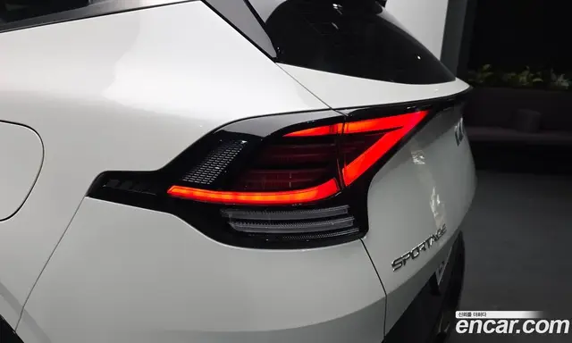 Kia Sportage 2022 2.0 автомат (гидро), миниатюра 8