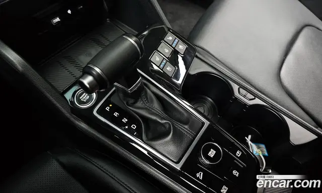 Kia Sportage 2022 2.0 автомат (гидро), миниатюра 9