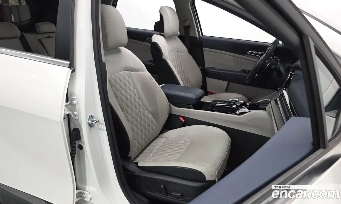 Kia Sportage 2024 1.6 автомат (гидро), фото 15 Kia Sportage 2024 1.6 автомат (гидро), фото 15