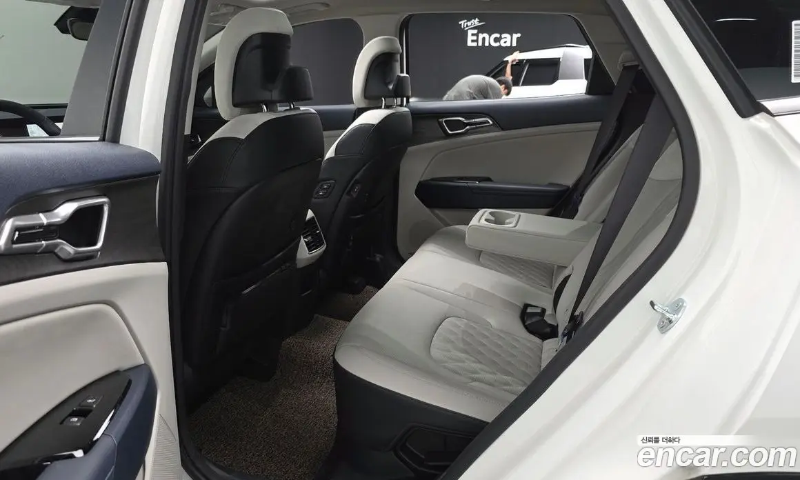 Kia Sportage 2024 1.6 автомат (гидро), фото 16 Kia Sportage 2024 1.6 автомат (гидро), фото 16