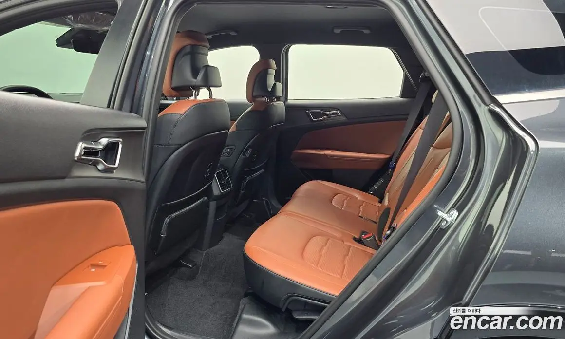Kia Sportage 2025 1.6 автомат (гидро), фото 18 Kia Sportage 2025 1.6 автомат (гидро), фото 18