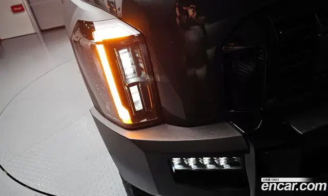 Kia Tasman 2025 2.5 автомат (гидро), миниатюра 8