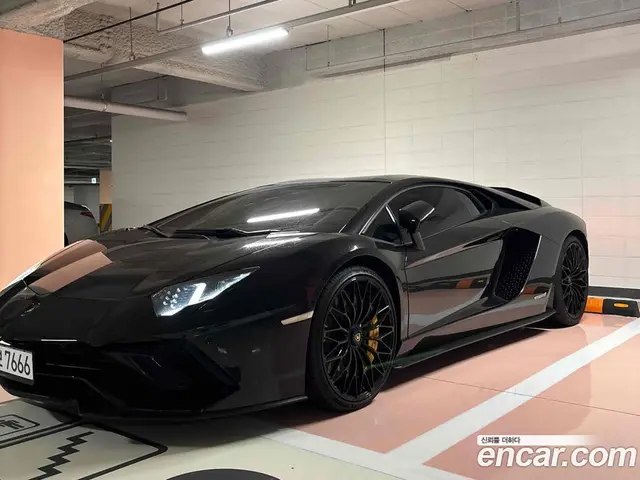 Lamborghini Aventador 2018 6.5 автомат (гидро), миниатюра 4