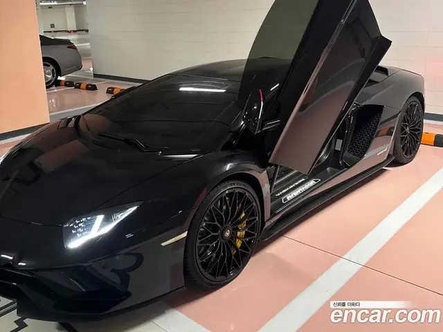 Lamborghini Aventador 2018 6.5 автомат (гидро), миниатюра 5