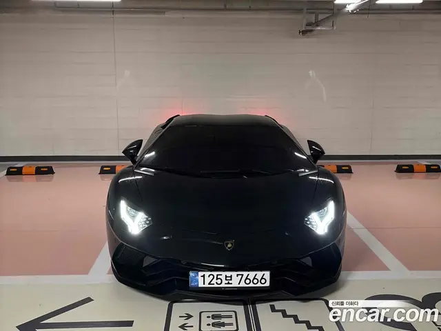 Lamborghini Aventador 2018 6.5 автомат (гидро), миниатюра 6