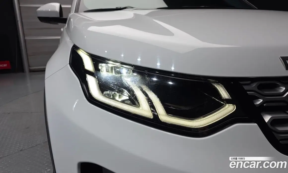 Land Rover Discovery Sport 2020 2.0 автомат (гидро), фото 8