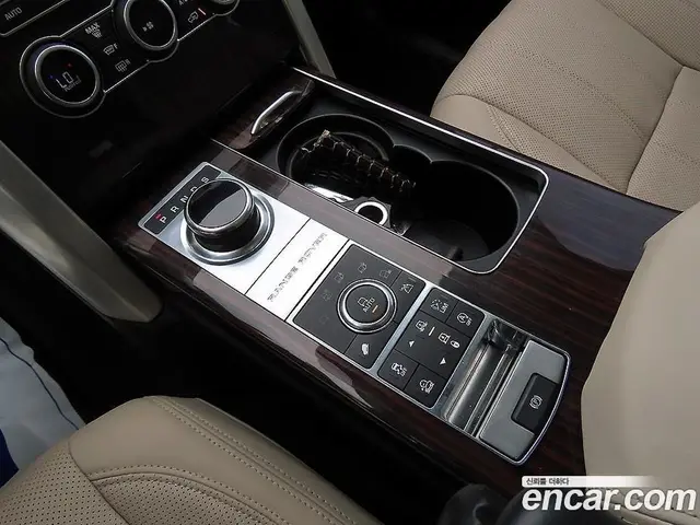 Land Rover Range Rover 2017 4.4 автомат (гидро), миниатюра 11