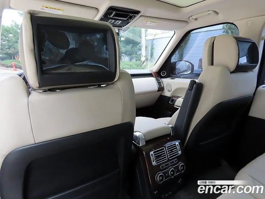 Land Rover Range Rover 2017 4.4 автомат (гидро), фото 15