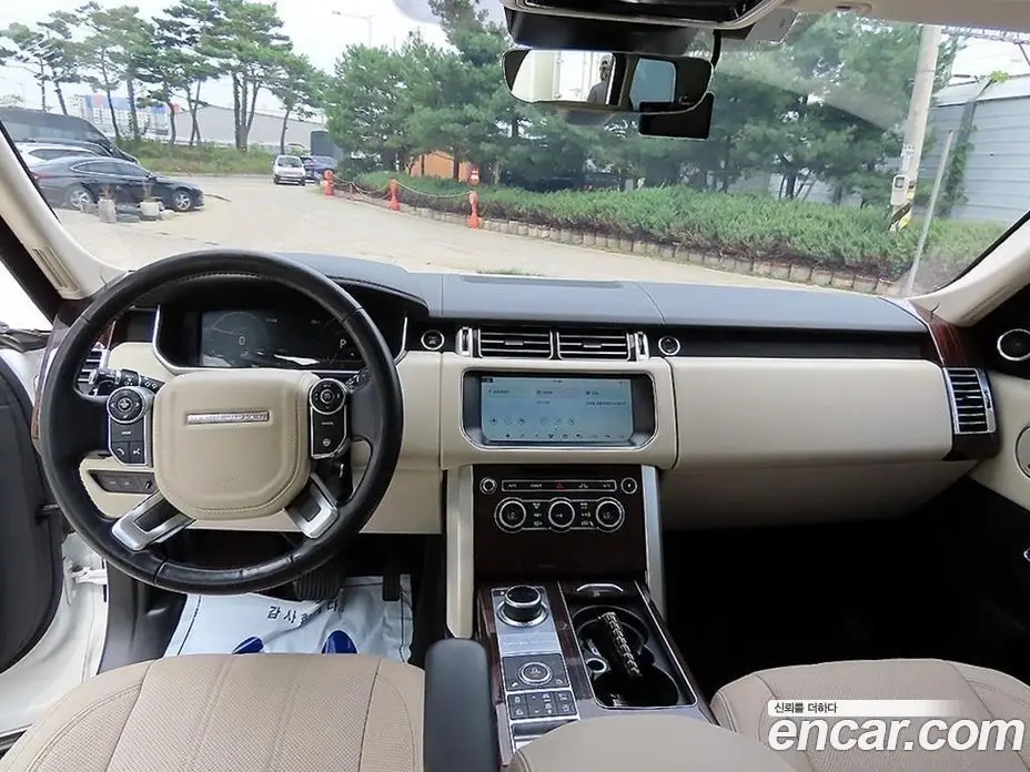 Land Rover Range Rover 2017 4.4 автомат (гидро), фото 9