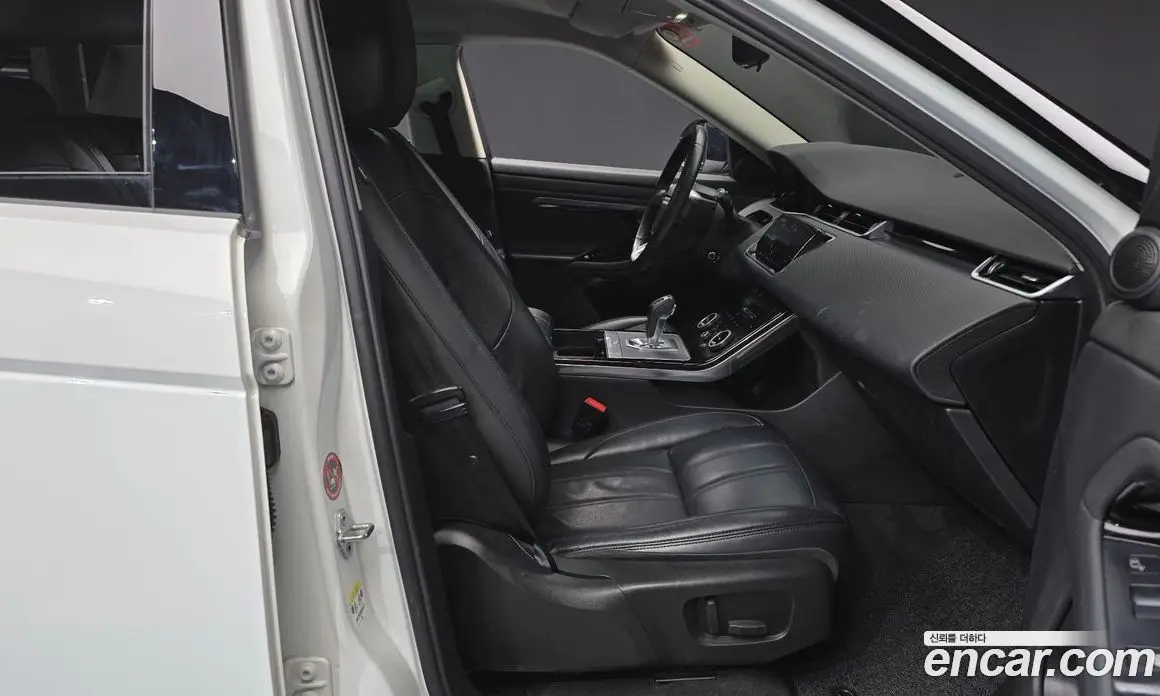 Land Rover Range Rover Evoque 2020 2.0 автомат (гидро), фото 16 Land Rover Range Rover Evoque 2020 2.0 автомат (гидро), фото 16