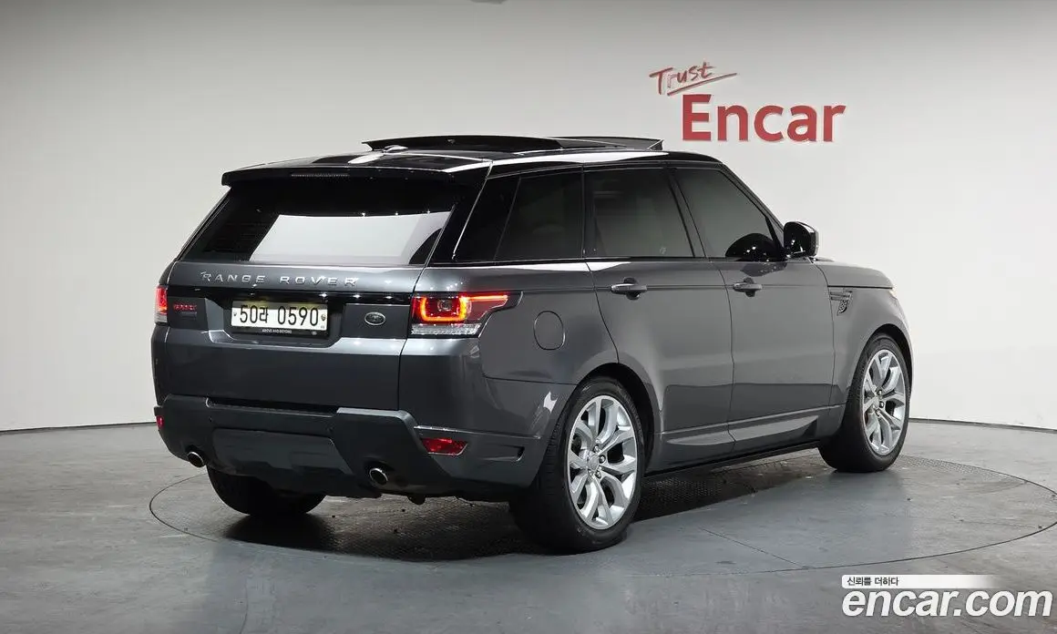 Land Rover Range Rover Sport 2015 3.0 автомат (гидро), фото 1 Land Rover Range Rover Sport 2015 3.0 автомат (гидро), фото 1
