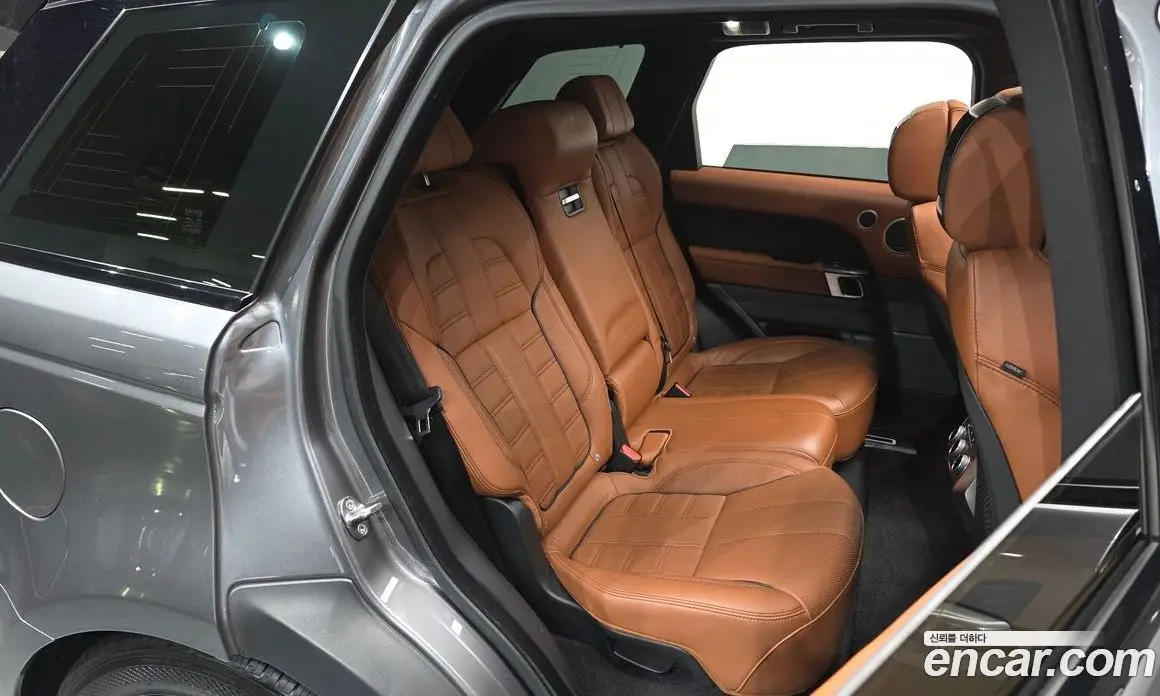 Land Rover Range Rover Sport 2015 3.0 автомат (гидро), фото 10 Land Rover Range Rover Sport 2015 3.0 автомат (гидро), фото 10