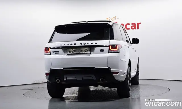 Land Rover Range Rover Sport 2016 3.0 автомат (гидро), миниатюра 4 Land Rover Range Rover Sport 2016 3.0 автомат (гидро), миниатюра 4