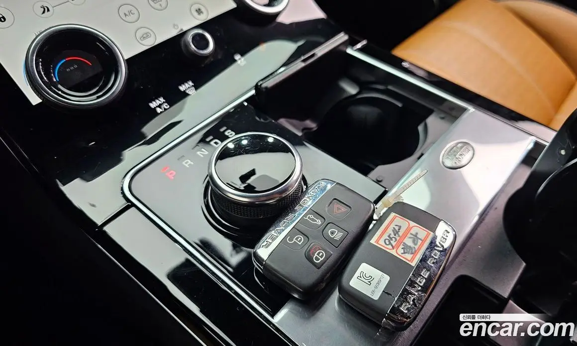 Land Rover Range Rover Velar 2019 3.0 автомат (гидро), фото 12