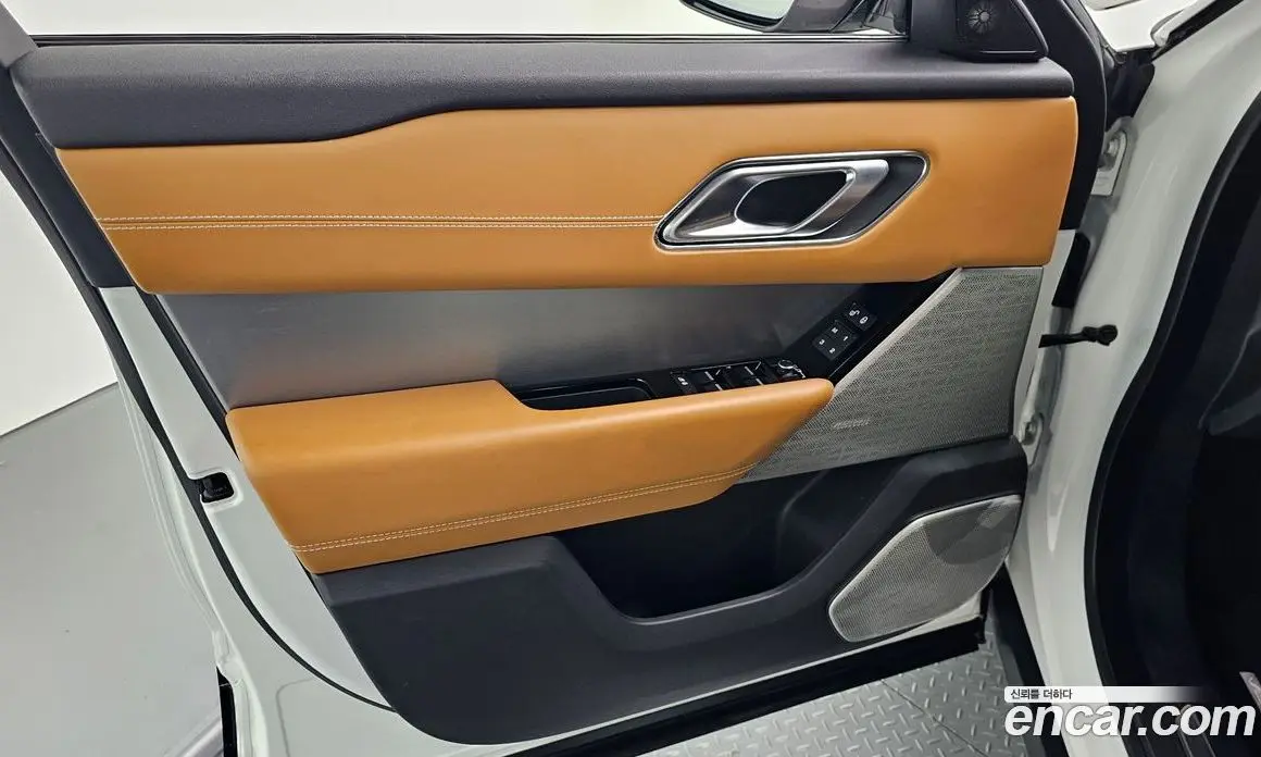 Land Rover Range Rover Velar 2019 3.0 автомат (гидро), фото 14