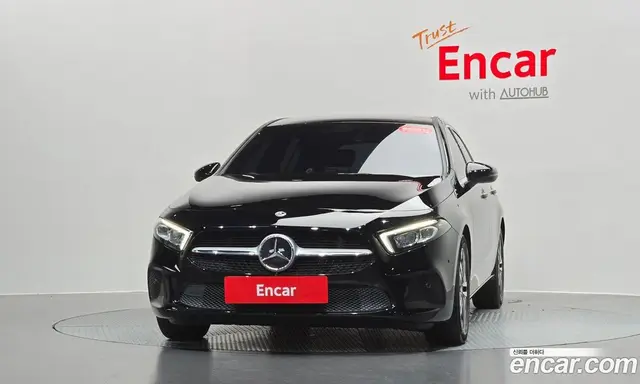 Mercedes-Benz A-Class 2021 2.0 автомат (гидро), миниатюра 2