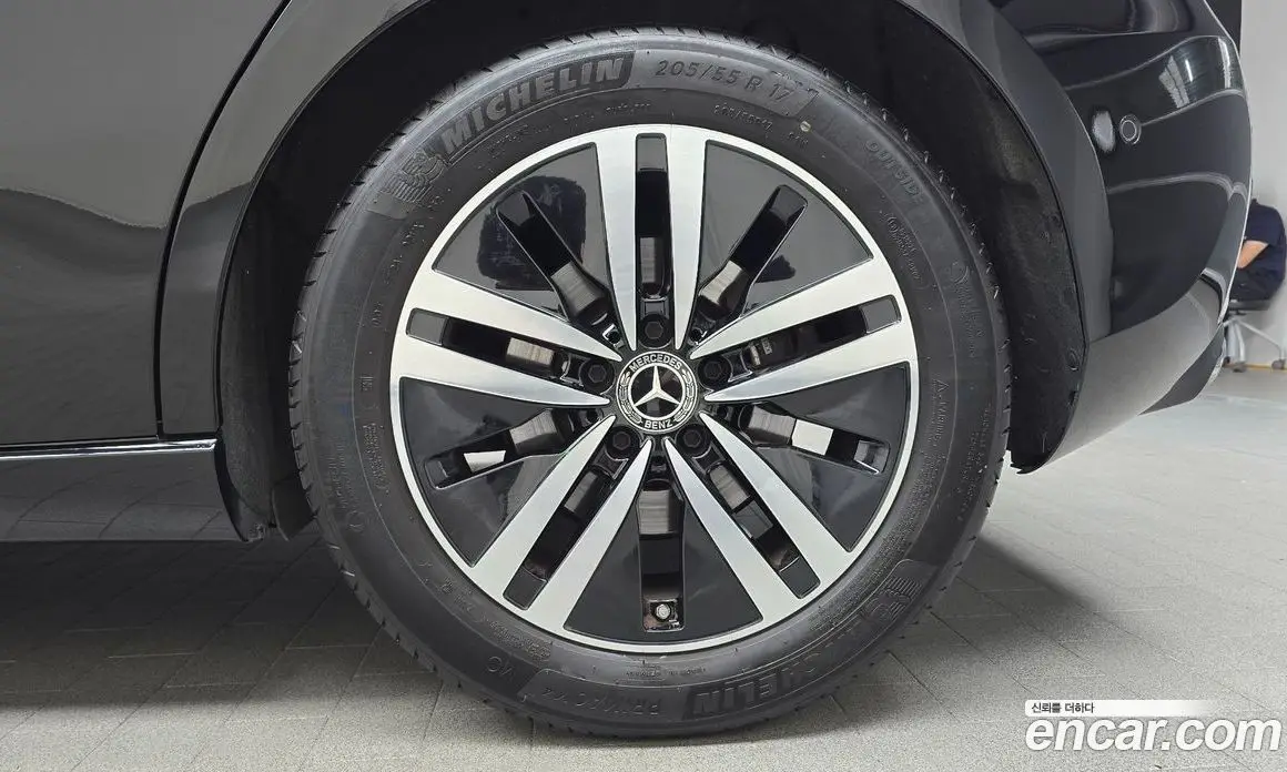 Mercedes-Benz A-Class 2021 2.0 автомат (гидро), фото 6