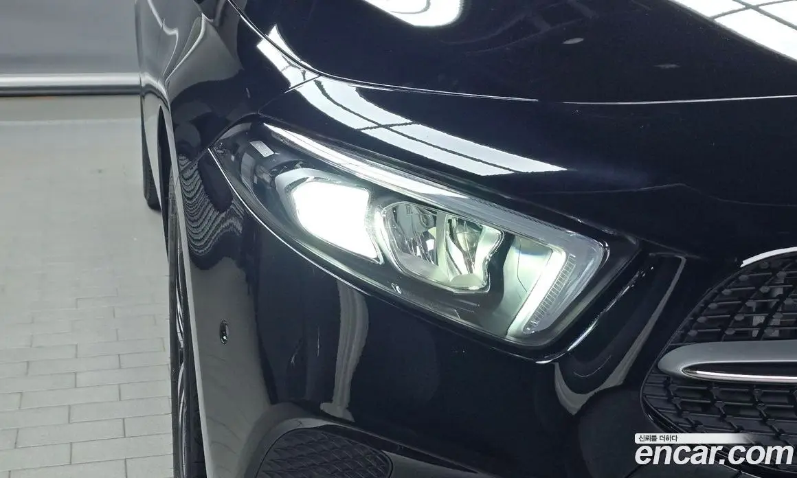 Mercedes-Benz A-Class 2021 2.0 автомат (гидро), фото 7