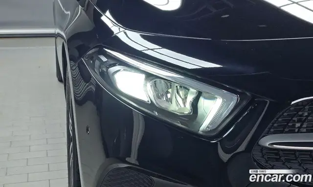 Mercedes-Benz A-Class 2021 2.0 автомат (гидро), миниатюра 7