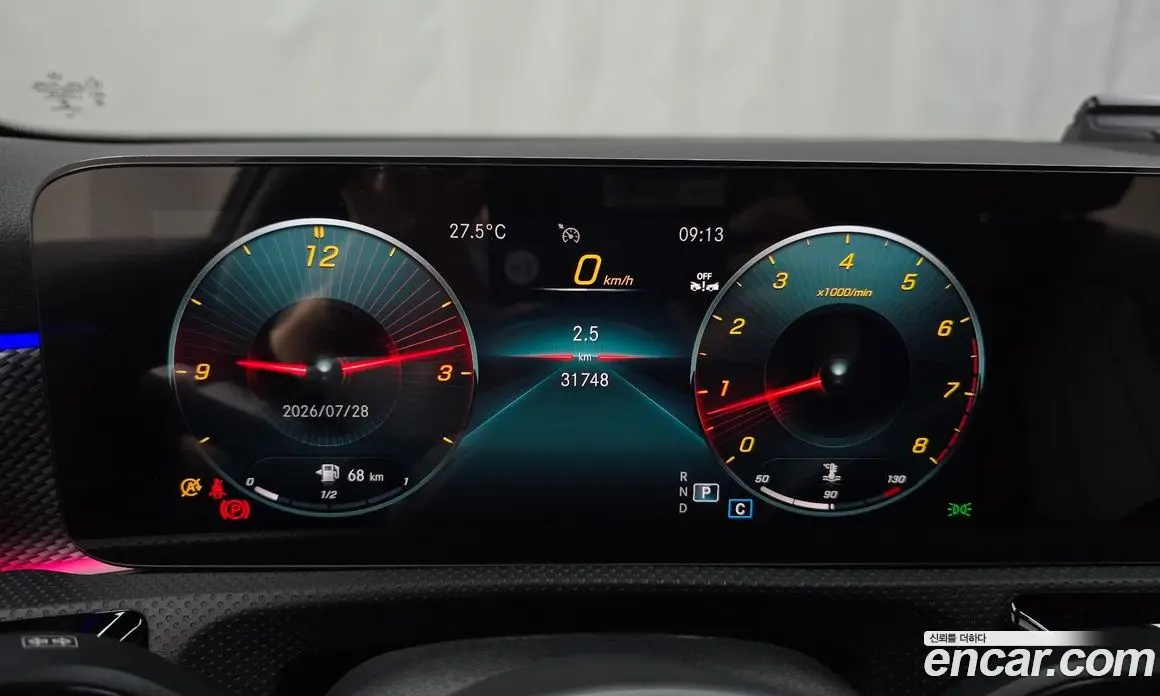 Mercedes-Benz A-Class 2021 2.0 автомат (гидро), фото 10