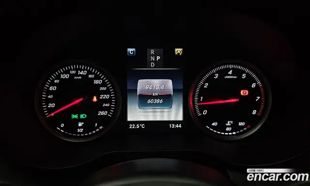 Mercedes-Benz C-Class 2018 2.0 автомат (гидро), миниатюра 11