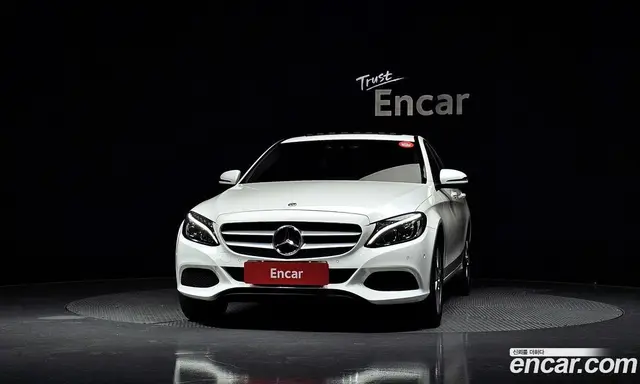 Mercedes-Benz C-Class 2018 2.0 автомат (гидро), миниатюра 3