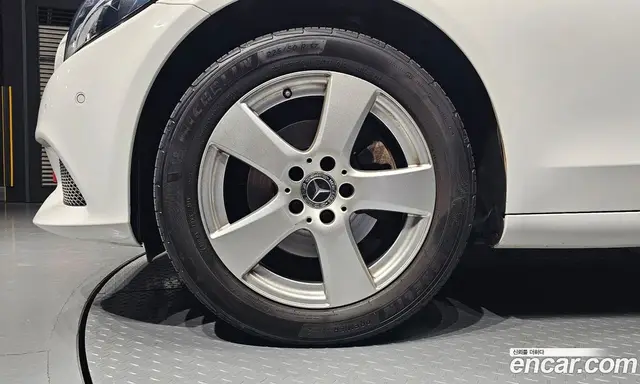 Mercedes-Benz C-Class 2018 2.0 автомат (гидро), миниатюра 5