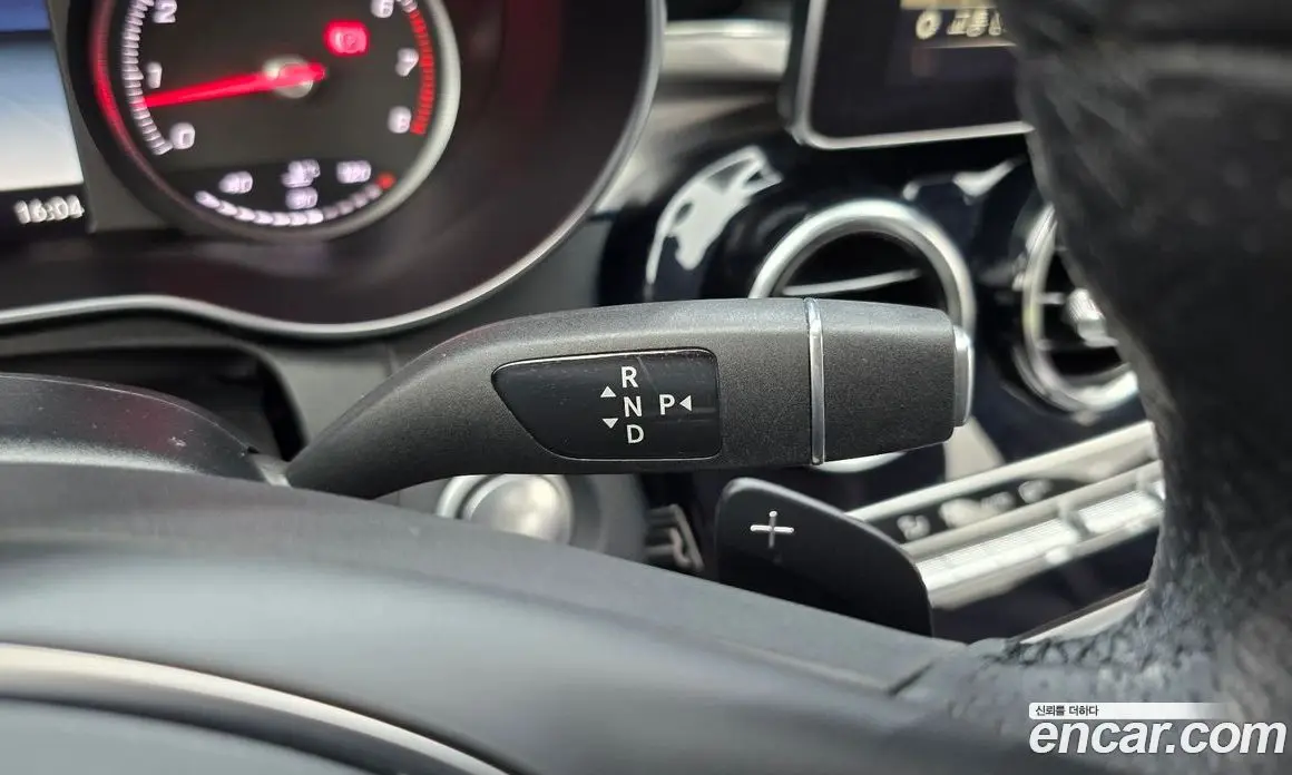 Mercedes-Benz C-Class 2018 2.0 автомат (гидро), фото 12 Mercedes-Benz C-Class 2018 2.0 автомат (гидро), фото 12