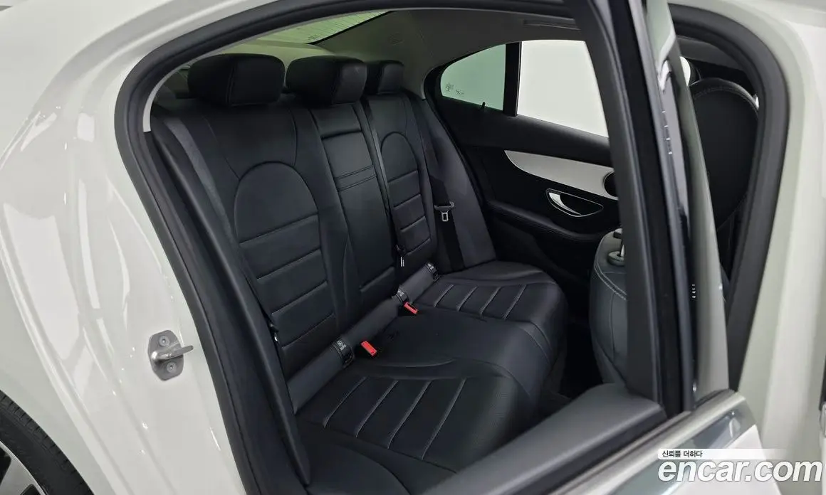 Mercedes-Benz C-Class 2018 2.0 автомат (гидро), фото 16 Mercedes-Benz C-Class 2018 2.0 автомат (гидро), фото 16