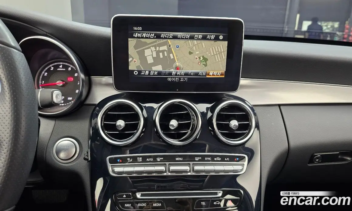 Mercedes-Benz C-Class 2018 2.0 автомат (гидро), фото 20 Mercedes-Benz C-Class 2018 2.0 автомат (гидро), фото 20