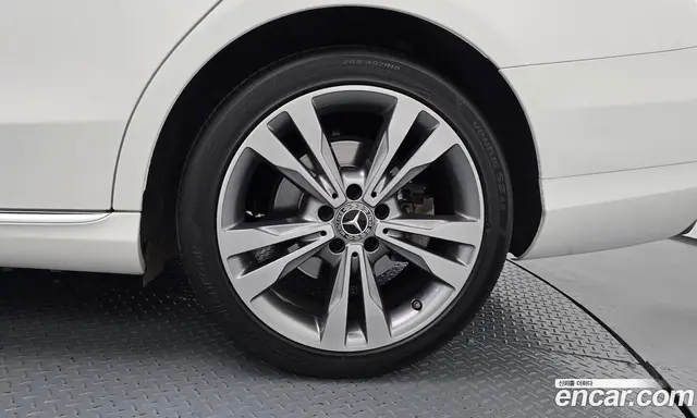 Mercedes-Benz C-Class 2018 2.0 автомат (гидро), миниатюра 7 Mercedes-Benz C-Class 2018 2.0 автомат (гидро), миниатюра 7